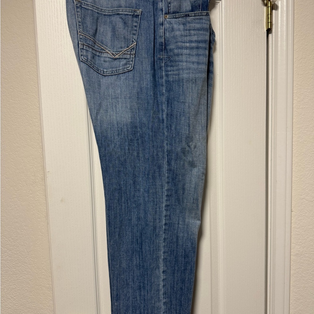 Classic Denim Straight-Leg Jeans